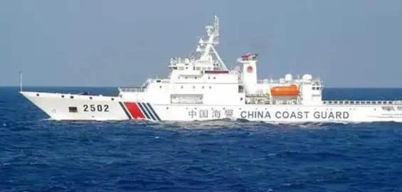 中国海警守护钓鱼岛，驱逐日方非法船只，彰显坚定立场与友情的温暖时刻