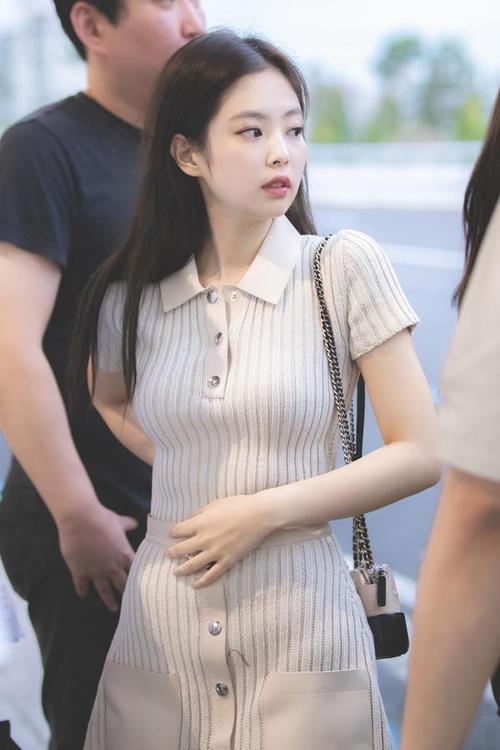 Jennie推特被封