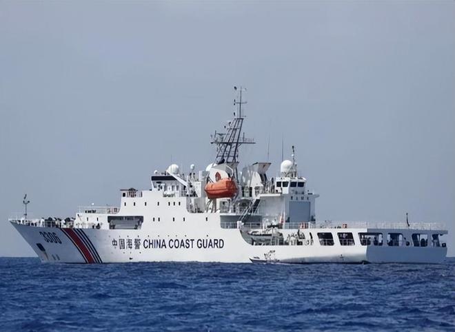 海警万吨舰
