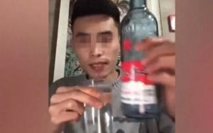 百万粉丝网红小杰，温馨日常背后的意外告别，爱与陪伴的永恒纽带陨落之路