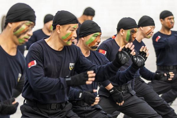 灭火器喷射事件
