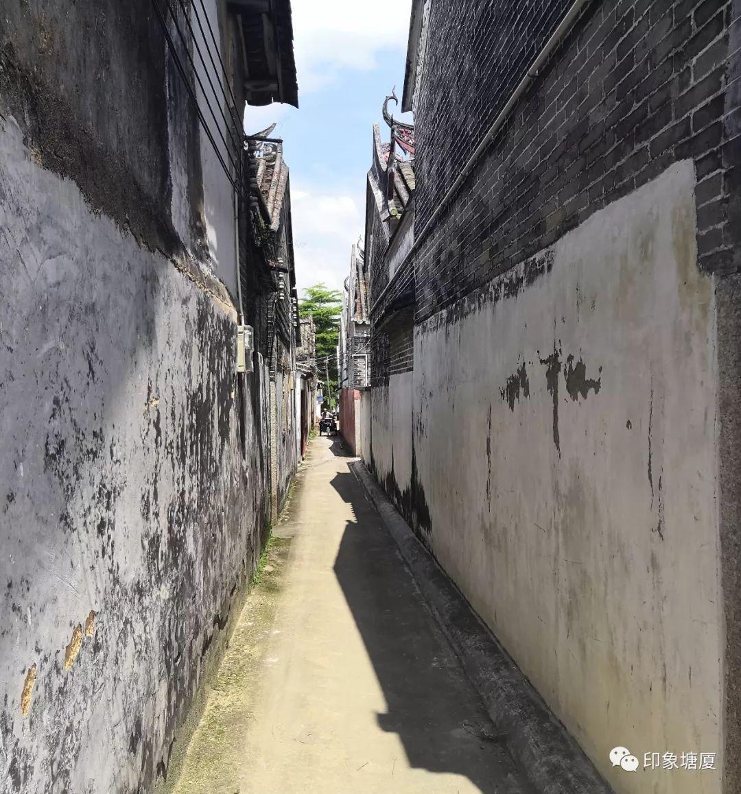 中国一重最新动态，小巷深处的独特风味揭秘